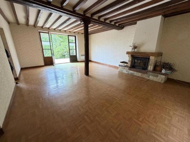 À VENDRE – Belle maison de village à 2h de Paris à Moutiers au Perche