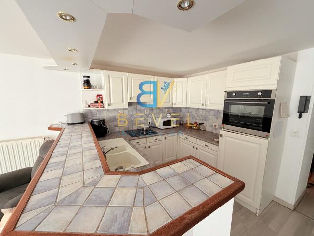 À VENDRE BEVEL IMMOBILIER 73 SAINT MICHEL DE MAURIENNE HYPER CENTRE IMMEUBLE DE RAPPORT 200 m2 HABITAB