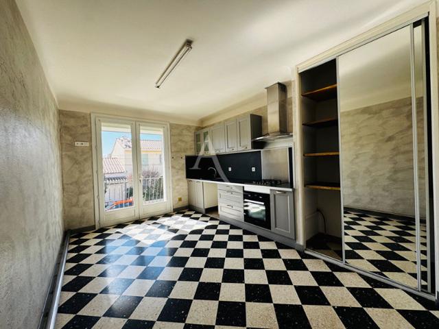 A VENDRE CABESTANY VILLA 6 PIECES 2 appartements SUR TERRAIN DE 189 M²