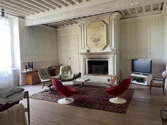 A Vendre CHATEAU ET VIGNES à SAINTE CROIX DU MONT