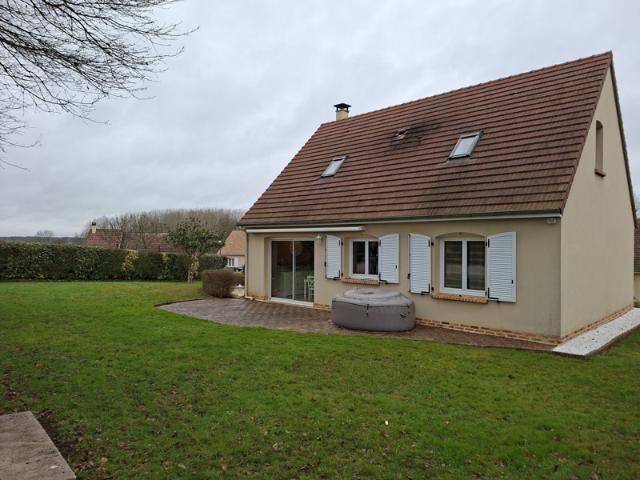 A VENDRE CHAUFOUR NOTRE DAME PAVILLON RECENT AVEC CHAMBRE DE