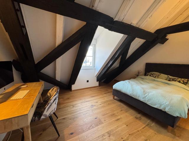 À VENDRE ! Charmant 5 pièces entièrement rénové d’environ 112 m2