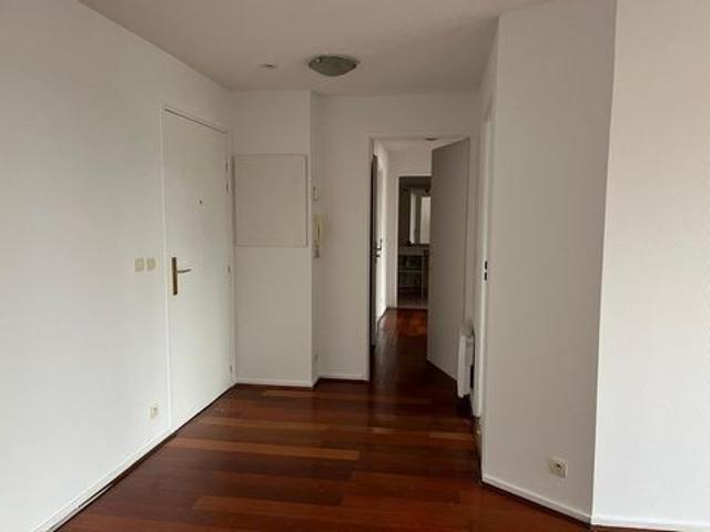 A vendre: Charmant appartement de standing de 3 pièces 60m² à Saint Denis