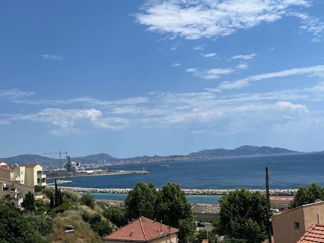 À VENDRE Charmante maison à L'Estaque avec vue mer exceptionnelle