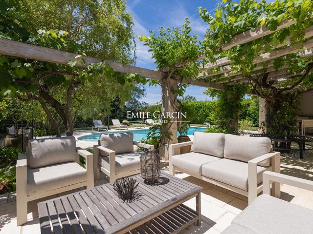 A vendre Côte d'Azur, Mougins, Mougins village, Superbe mais. 200m² Mougins