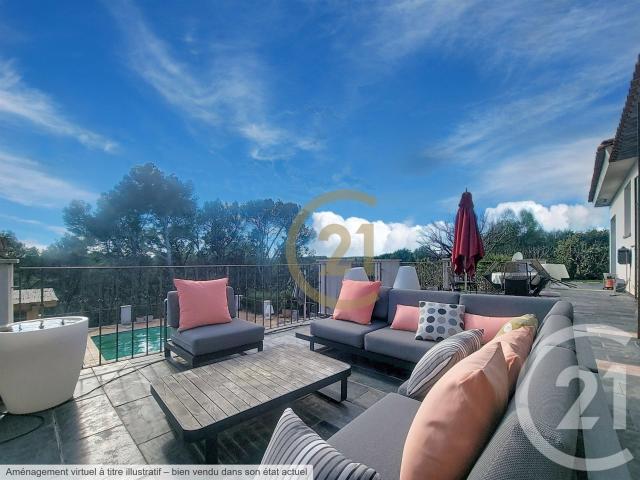 A vendre ! Dans un secteur recherché et prisé de Flayosc, su. 232m² Flayosc