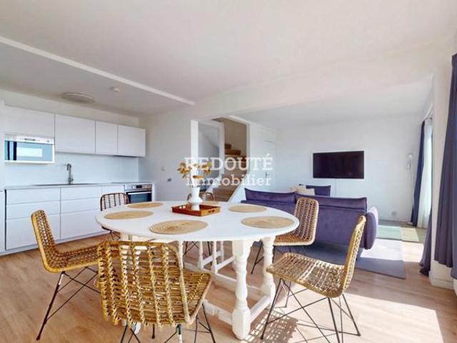 A VENDRE DUPLEX HYPER CENTRE PLACE D'ERLON