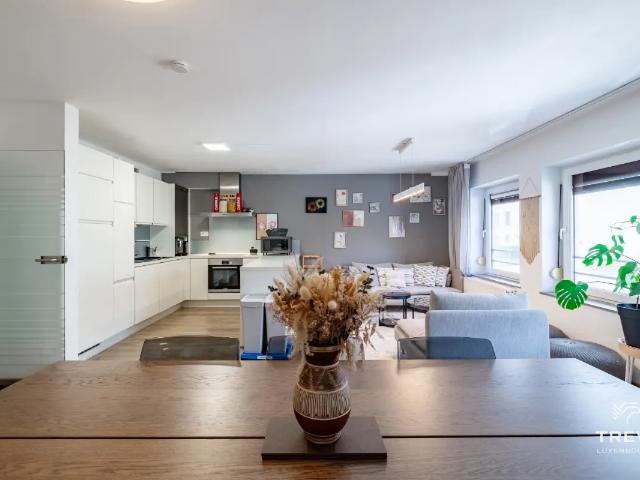 à vendre Duplex Sélange Rue Haute
