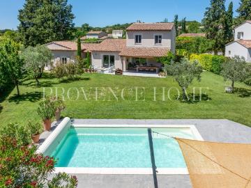 A Vendre Elegante Maison Contemporaine Au Calme A 5Mn De L'i. 159m² Saumane de Vaucluse