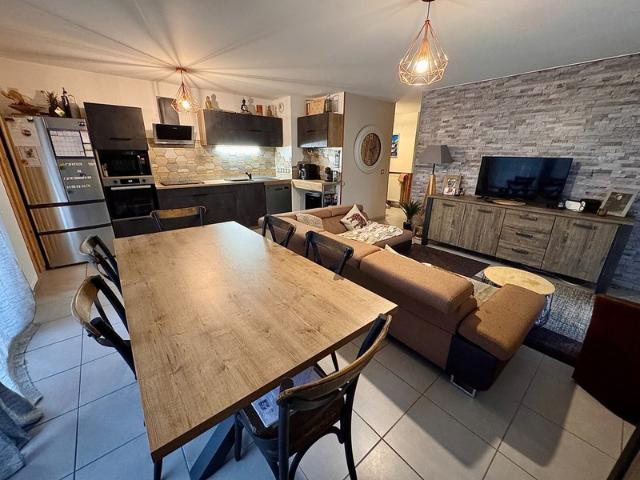 EN EXCLUSIVITÉ – Appartement T4 82m² + terrasse 22m² + garage fermé – Résidence 2020 – Bonneville centre