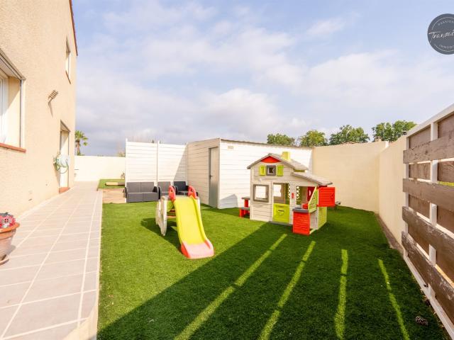 À vendre en exclusivité: Maison 3 faces à Rivesaltes ! 140m² Rivesaltes