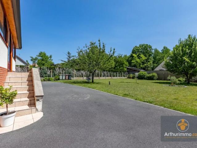À vendre en exclusivité maison familiale avec jardin – Tracy le Val