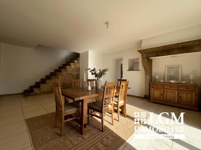 A Vendre Ensemble immobilier avec maison + appartement – S. 244m² Grandvillers