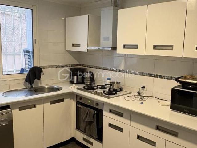 À vendre – Ensemble immobilier à Frontignan, quartier Carrière – 468 000 € HAI