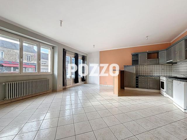 A VENDRE. ENSEMBLE IMMOBILIER. TORIGNY. BON INVESTISSEMENT