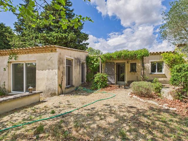 A VENDRE EXCLUSIVITE: jolie maison en campagne de Fontvieil. 144m² Fontvieille