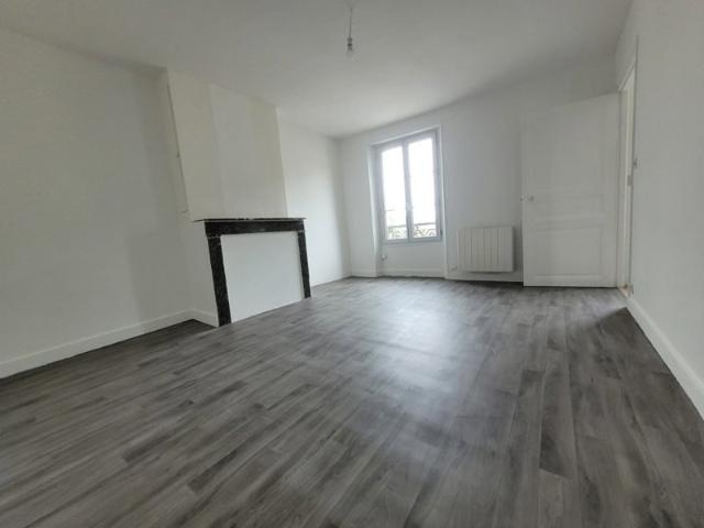 A VENDRE F3 VIDE