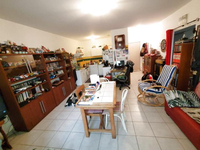 A vendre F3 loué grande terrasse 60m² Nébian