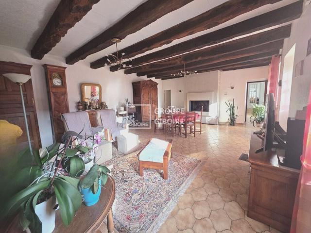 A VENDRE Groupe GIBOIRE superbe Longère d'environ 148m2 habitable Pacé