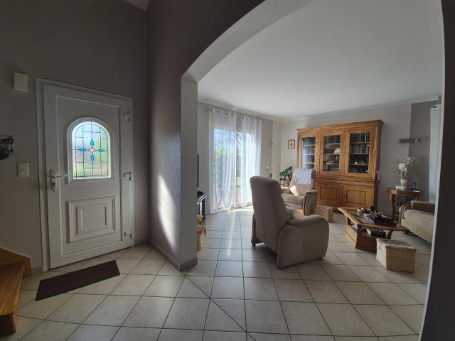 À VENDRE GRANDE MAISON 172 M2 AUVERS LE HAMON