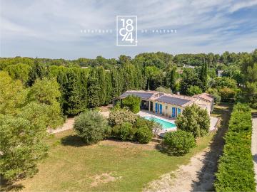A vendre I Maison env 180m2 I Jardin I Piscine I Saint Cannat