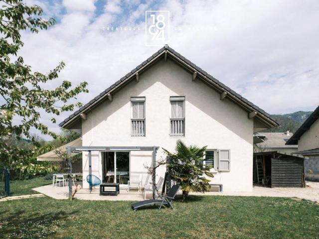 À vendre I Maison individuelle I St Jean de Chevelu I Piscine chauffée