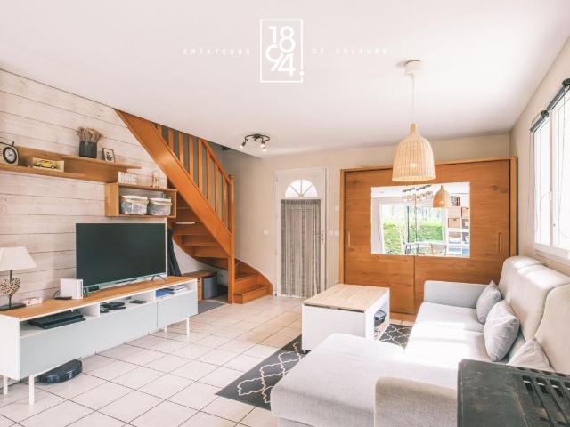 À vendre I Maison individuelle I St Jean de Chevelu I Piscine chauffée