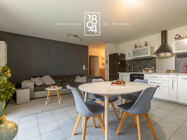 À vendre I Aubagne I T3 lumineux I Grande terrasse I double box