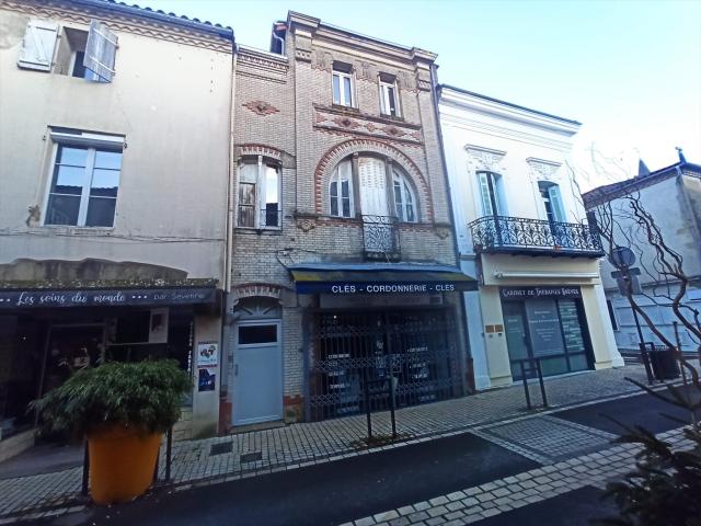 A vendre | Immeuble locatif | Aire sur Adour 40 186m² Aire sur l'Adour