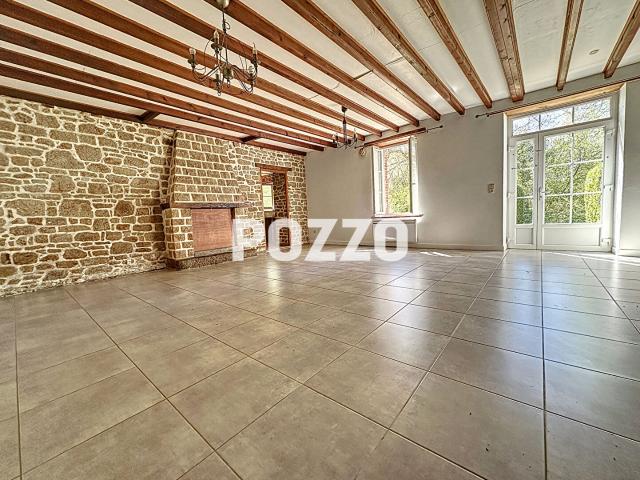 A Vendre Le Val Saint Père Ensemble immobilier 13 pièce s 330 m2 Terrain de 35000 m2 libre de tout bail