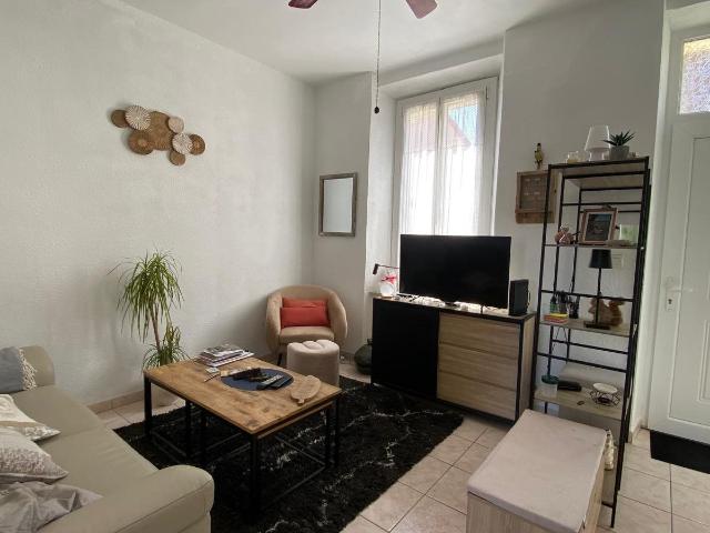 A vendre Lézignan Corbières Maison T2 de plain pied de 46 m2. 46m² Lézignan Corbières