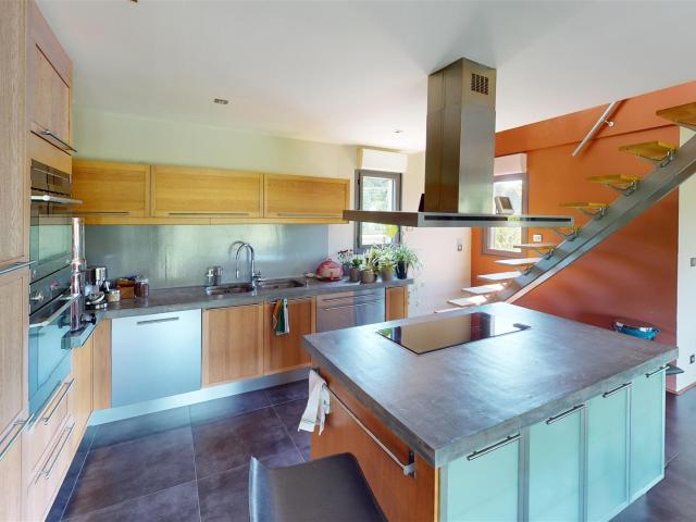 À Vendre Magnifique Propriété À La Campagne 147m² Hodenc en Bray