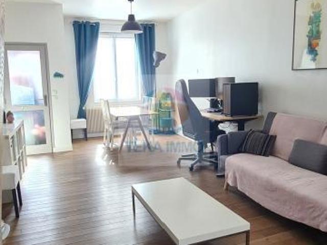 A vendre maison 3 chambres 79.5m2 Croix centre chambre parentale