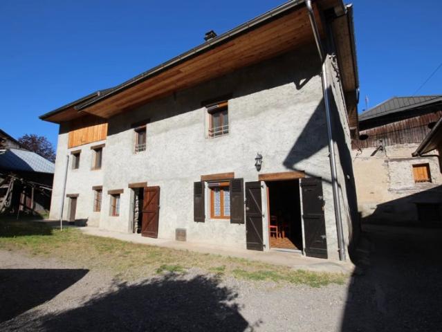 A VENDRE MAISON 165 M2 2 APPARTS VILLARD LEGER 73390