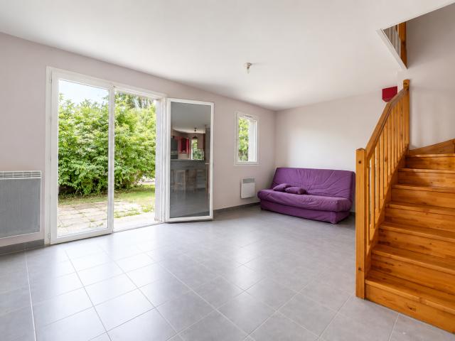 A vendre Maison 4 pièces 75 m2+ garage 25 m2 / Odars 31450