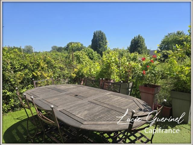 À vendre – Maison contemporaine 6 pièces de 2015 au cœur de Candé 49