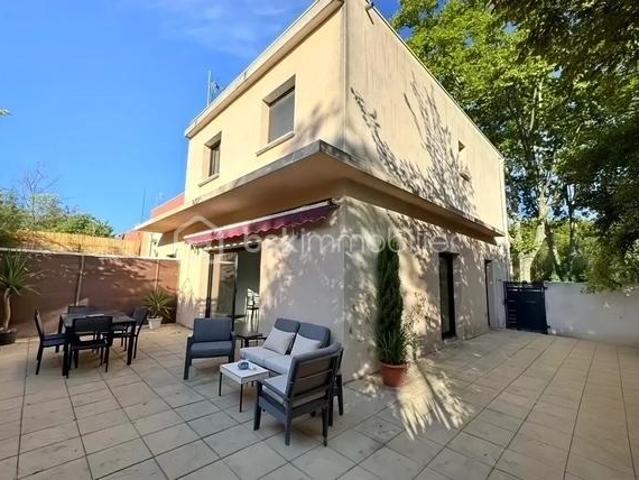 À vendre – Maison contemporaine avec appartement indépendant – Saint Jean de Védas