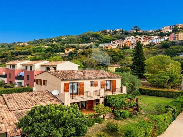 A vendre maison CONTES 5 pièces 136 m2, terrain 700m2, garage