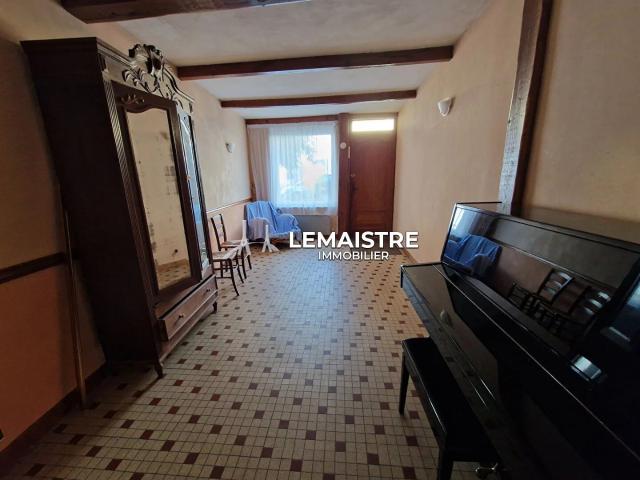 A VENDRE MAISON DE VILLE CENTRE ST ROMAIN 172 m² 4 CHAMBR
