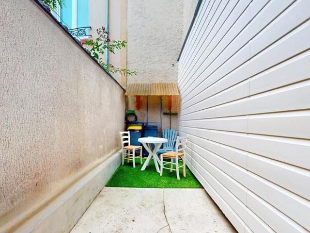 A VENDRE MAISON à REIMS avec 4 CHAMBRES et petit EXTÉRIEUR