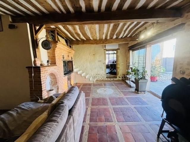 A VENDRE MAISON ANCIENNE BRIONNAIS FLEURY LA MONTAGNE 71340