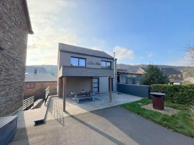 à vendre Maison Alle rue des Faubourgs