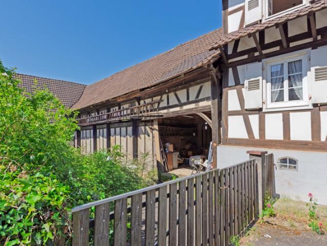 À vendre Maison alsacienne avec dépendances à Betschdorf