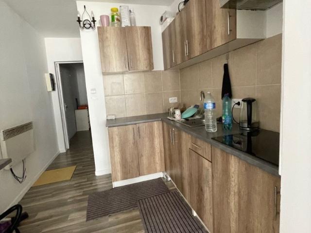 À Vendre Maison Appartement traversant de type T2 disponible 36m² La Ciotat
