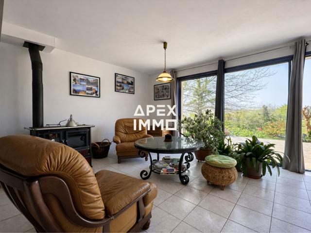 A vendre Maison au calme avec jardin