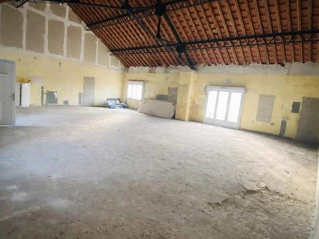 ? À Vendre – Maison avec très grand potentiel à Meilleray proche La Ferté Gaucher