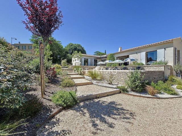 A Vendre Maison Avec Vue Degagee Au Coeur Du Luberon 185m² Saint Pantaléon