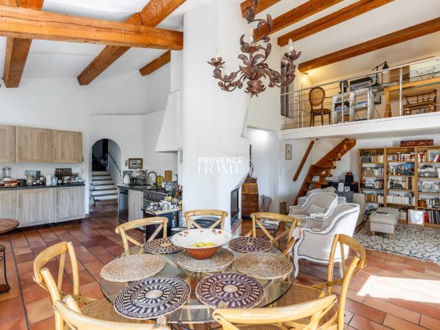 A Vendre Maison Avec Atelier Et Piscine Au Calme Isle Sur La. 145m² L'Isle sur la Sorgue
