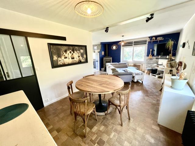 À VENDRE Maison avec fort potentiel à Lampaul Guimiliau