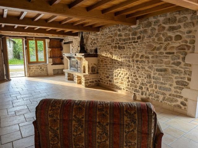 A vendre Maison avec fort potentiel d'extension à THOISY LA BERCHERE 21